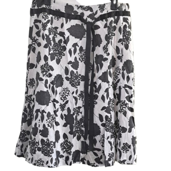 Moa Collection Women's Floral Print A-Line Midi Skirt Size Large NWOT - Picture 2 of 6